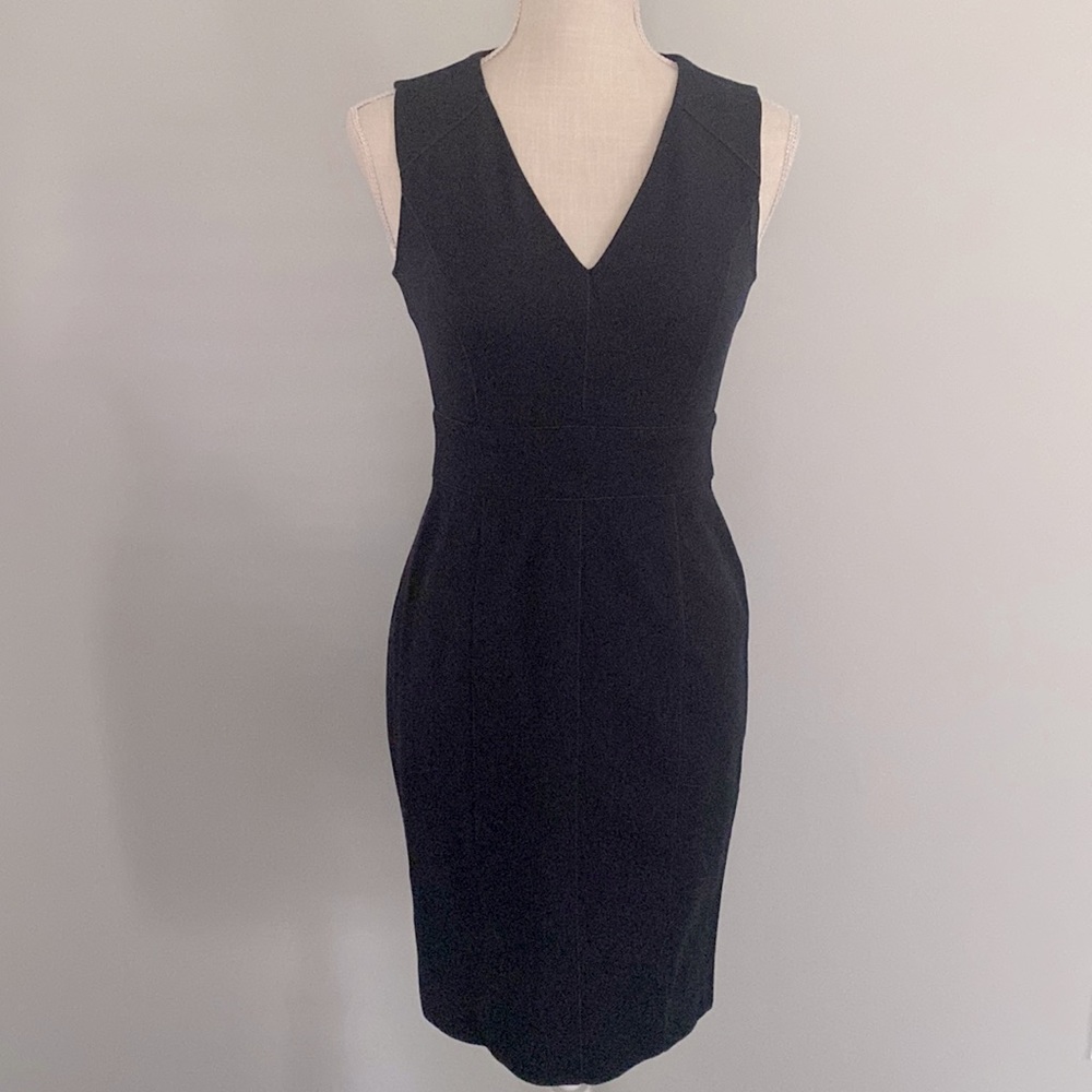 NWT Banana Republic Dark Navy Blue Dress size 0P